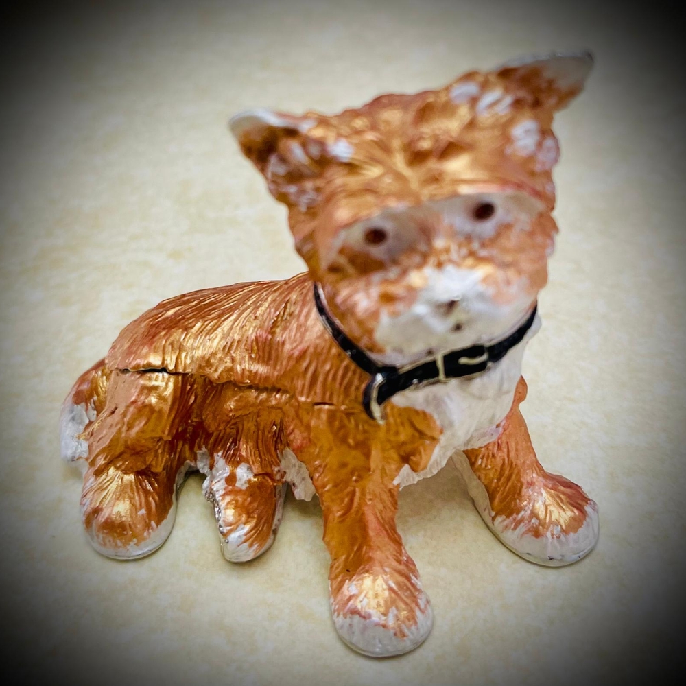 Adoable Rucinni Jeweled Dog Trinket Box. Approximately Length: 3". Like New!!!